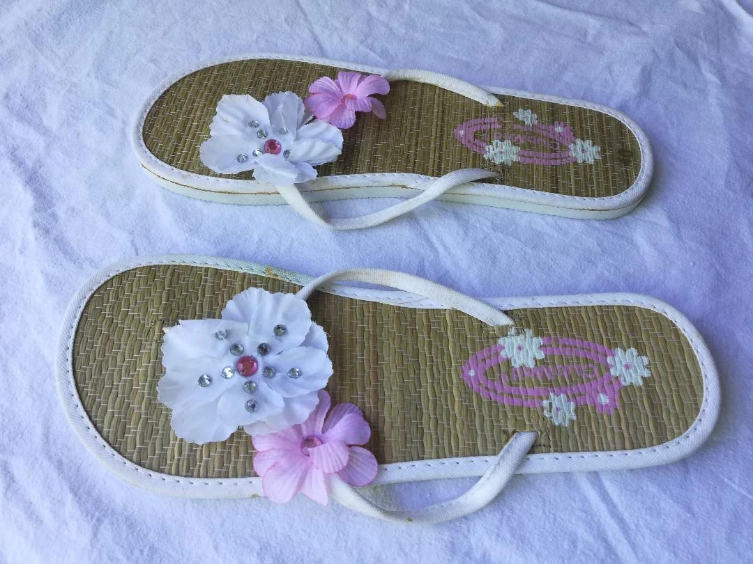 Lote de 2 pares de Chinelas com flores tamanho 40 Branca (nova) + Fúcsia – photo 20